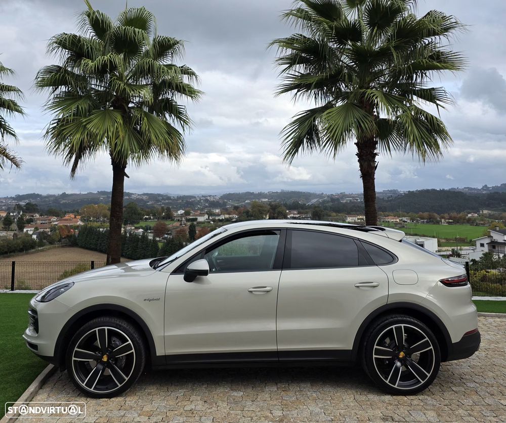 Porsche Cayenne Coupé E-Hybrid - 9