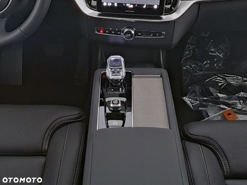 Volvo XC 90 T8 AWD Plug-In Hybrid Plus Bright 7os - 6