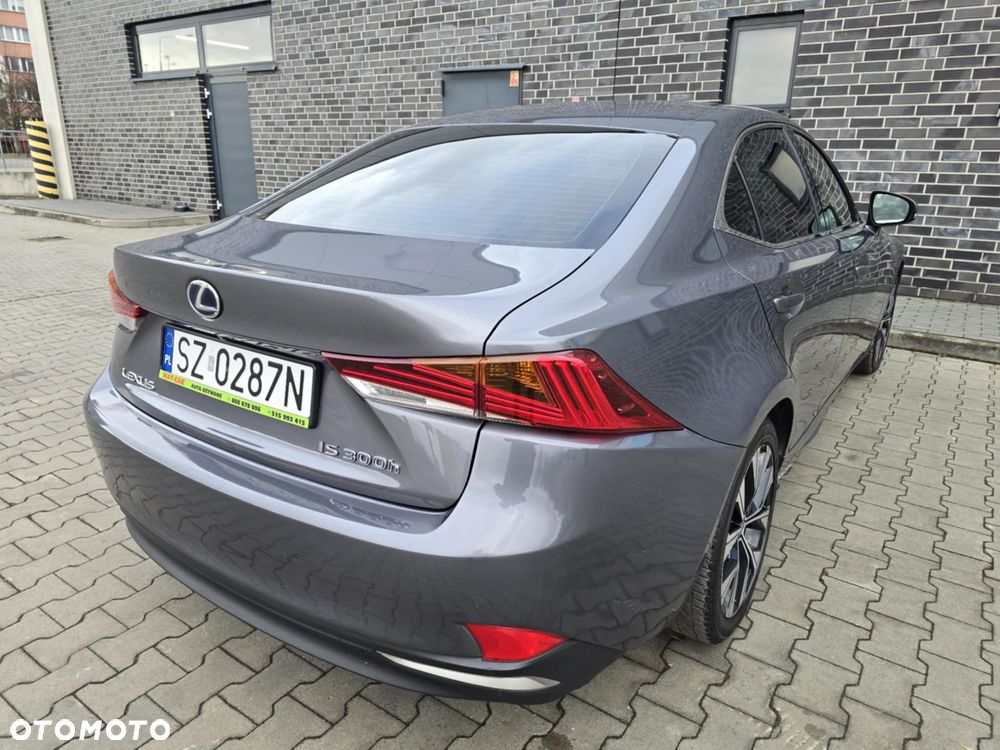Lexus IS 300h F Sport EU6 - 15
