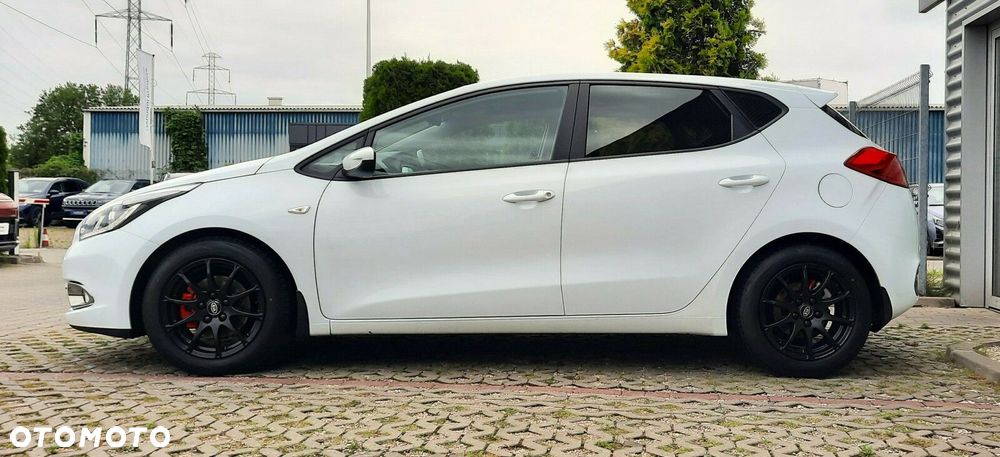Kia Ceed Cee'd 1.6 GDI M - 20