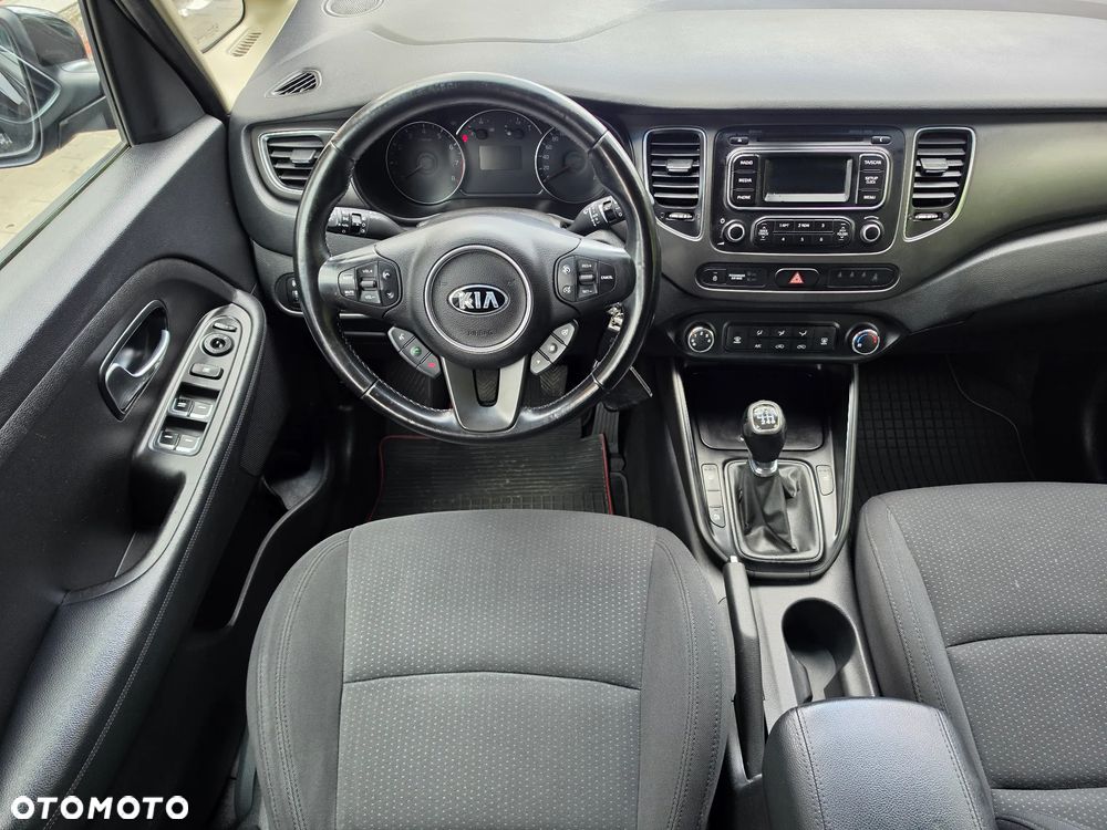 Kia Carens 1.6 GDI Attract - 16
