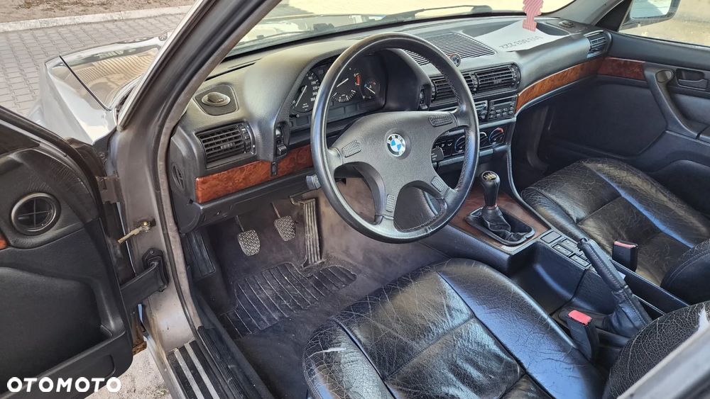 BMW Seria 7 730i - 4