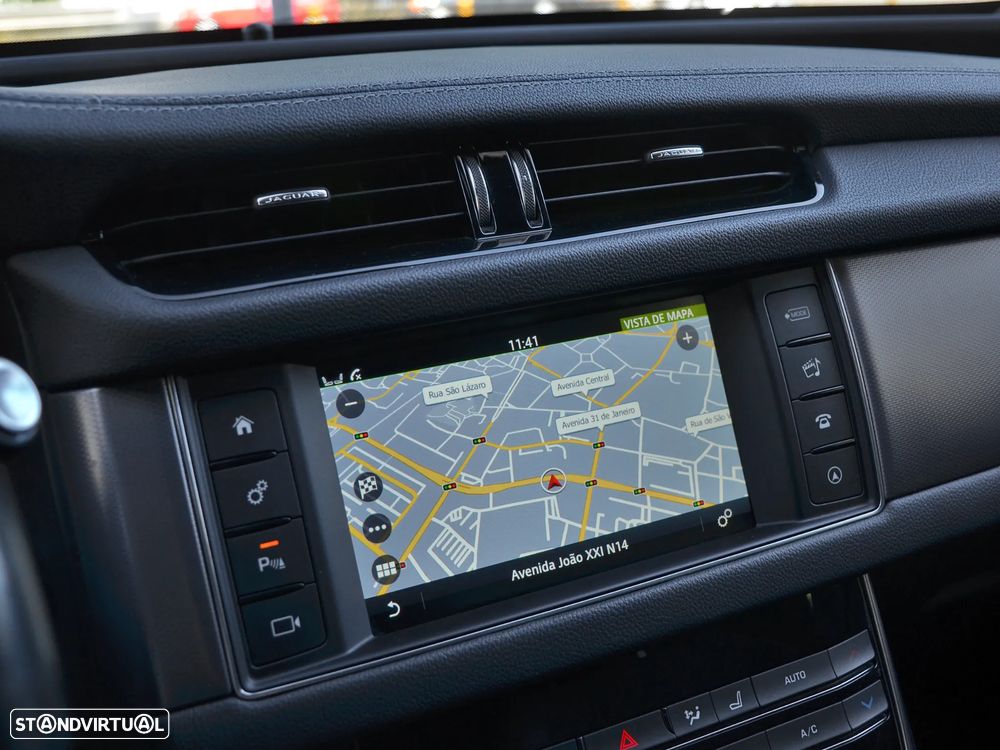 Jaguar XF Sportbrake 2.0 D R-Sport Aut. - 16