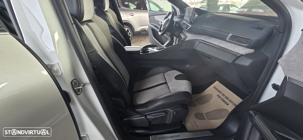 Peugeot 3008 1.6 Hybrid GT e-EAT8 - 26