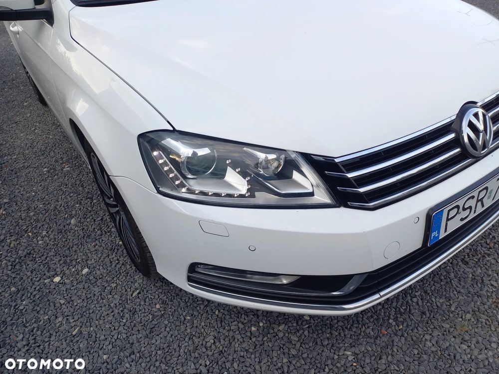 Volkswagen Passat 2.0 TDI Comfortline DSG - 11