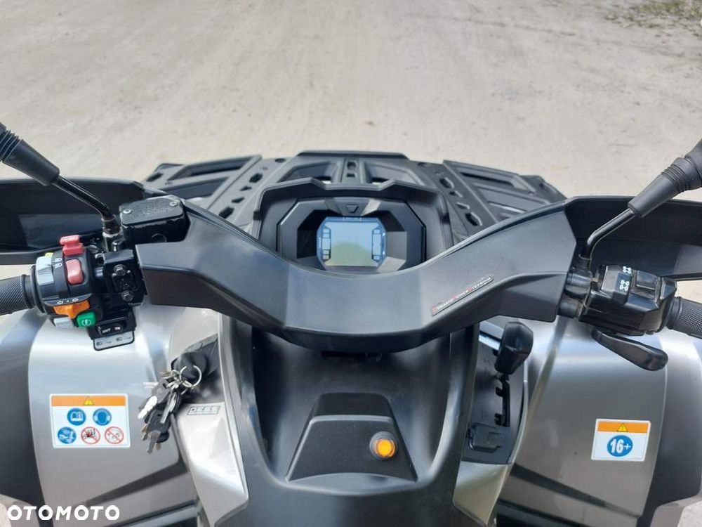 Can-Am Outlander Max - 10