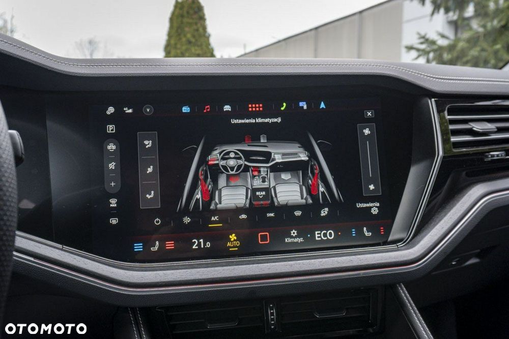 Volkswagen Touareg - 36