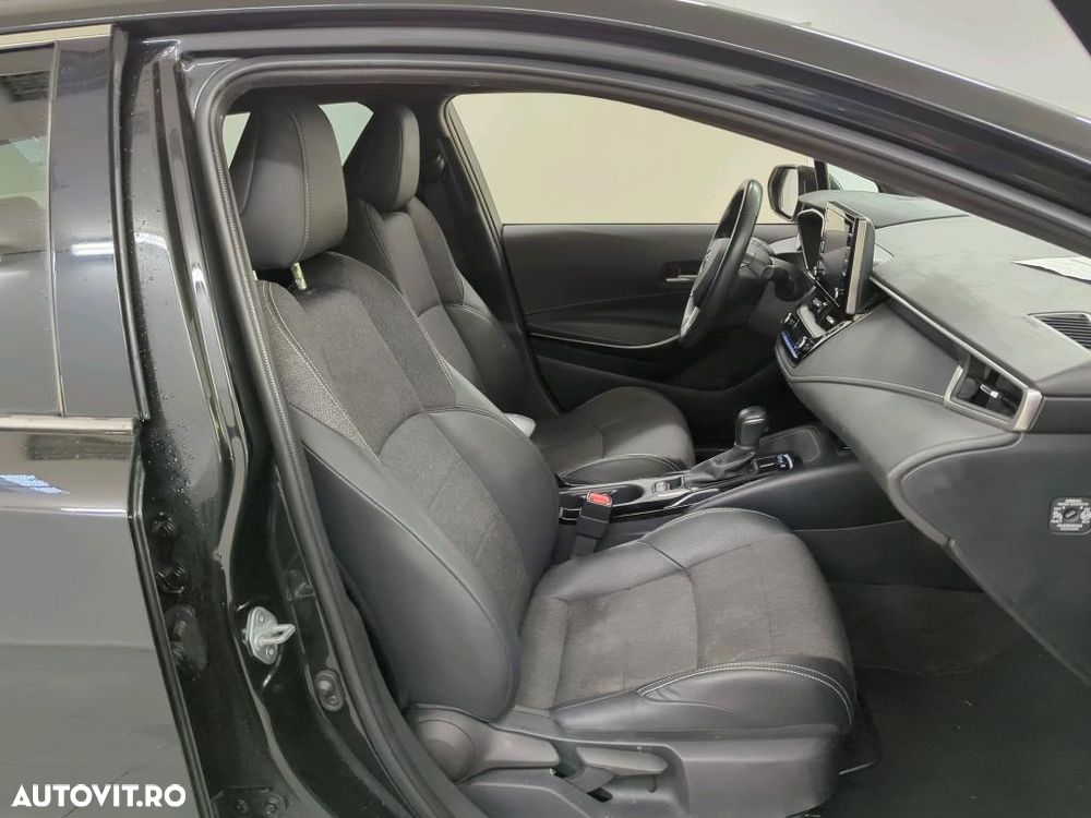 Toyota Corolla 1.8 HSD Exclusive - 7