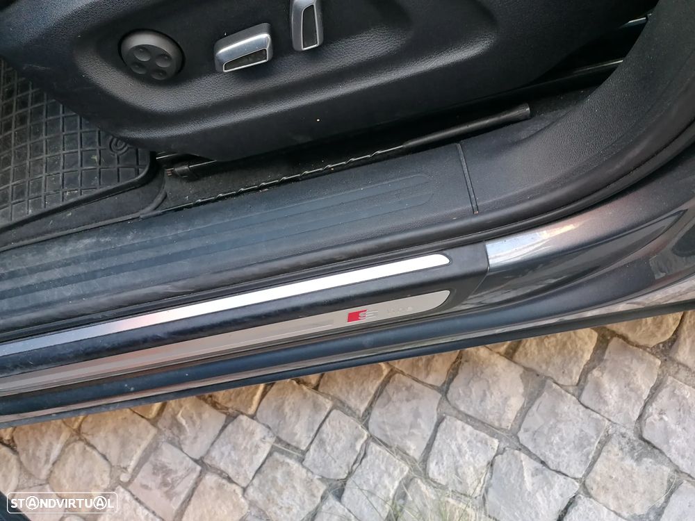 Audi Q5 2.0 TDI quattro S-line S-tronic - 12