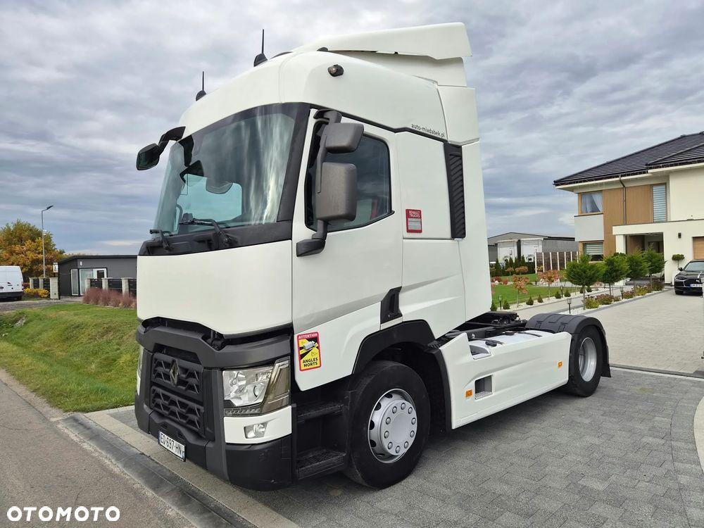 Renault T