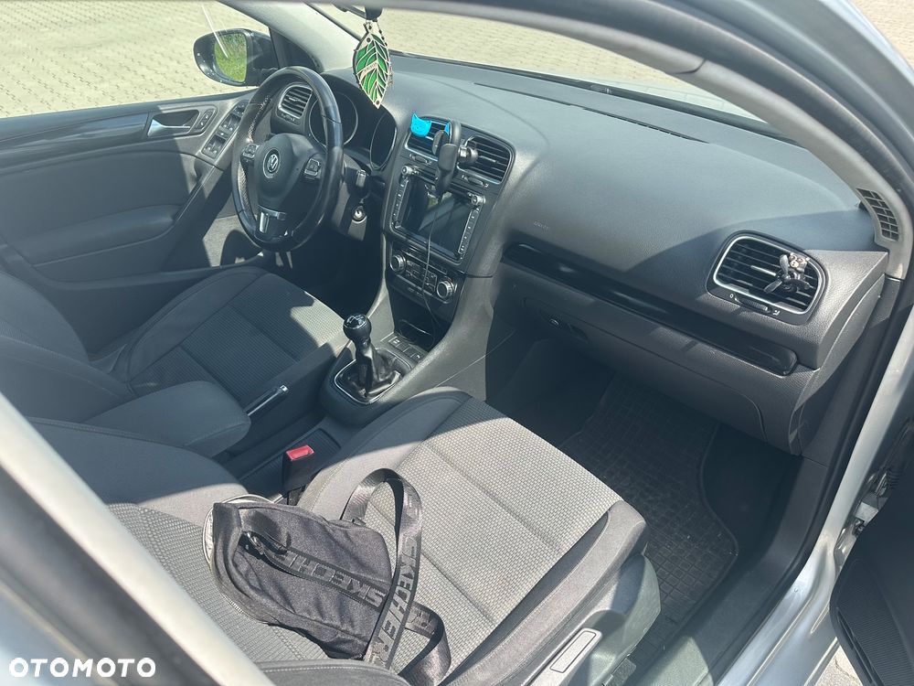 Volkswagen Golf 2.0 TDI Comfortline - 8