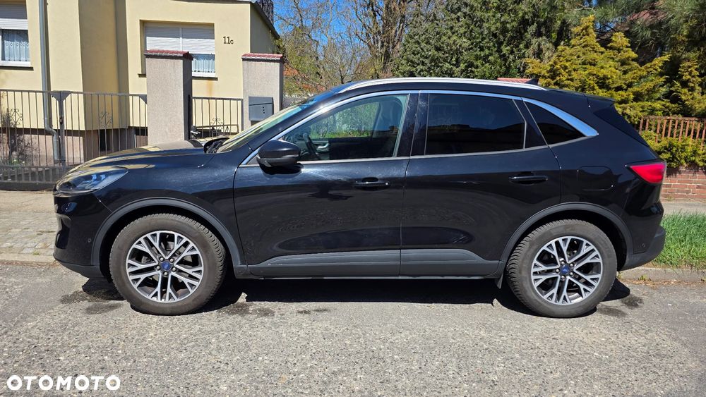 Ford Kuga 1.5 EcoBoost FWD Titanium - 4