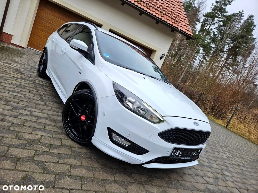 Ford Focus 1.5 EcoBoost STart-Stopp-System ST-Line - 5