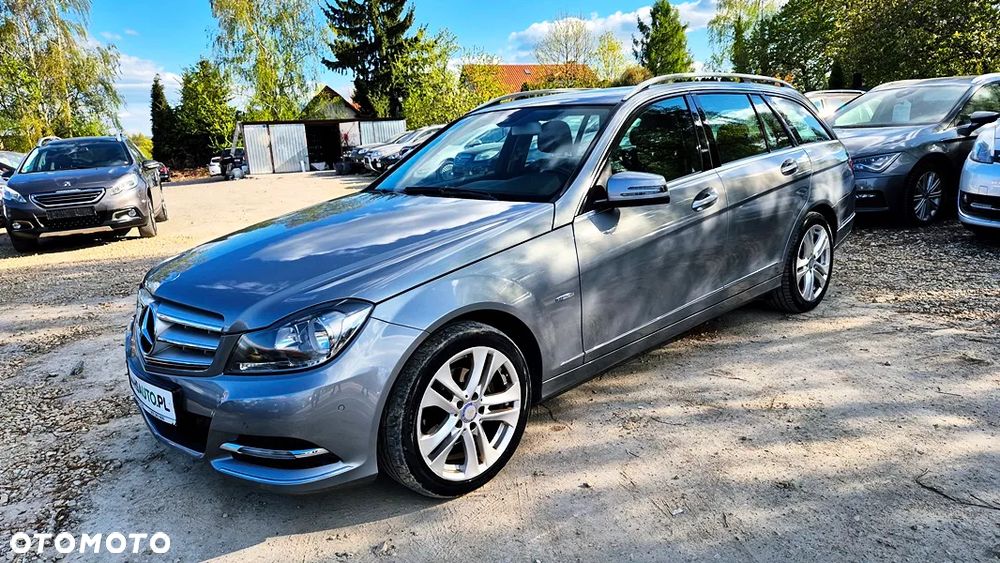 Mercedes-Benz Klasa C 180 BlueEFFICIENCY 7G-TRONIC Avantgarde - 25