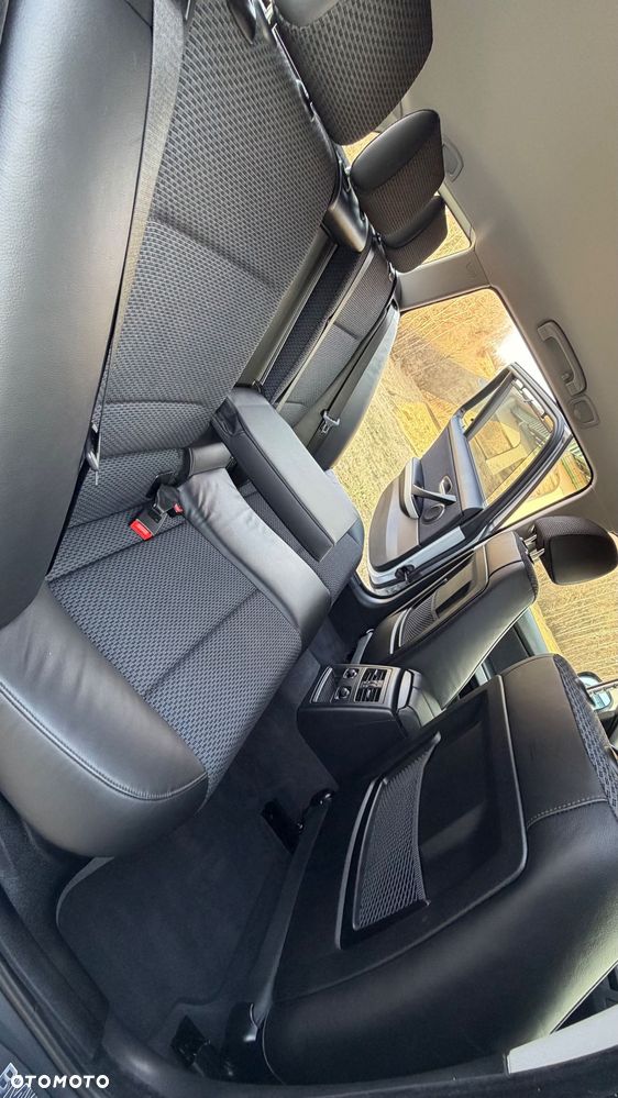 BMW Seria 3 320d xDrive - 7