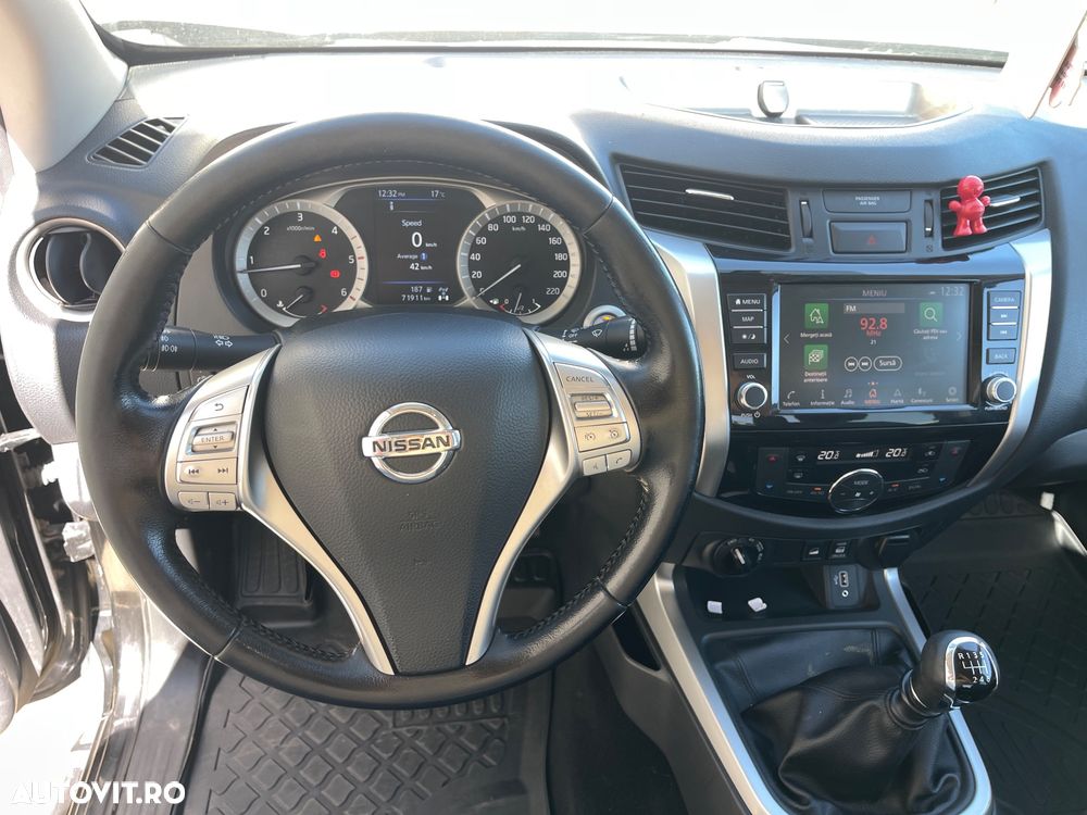 Nissan Navara - 36