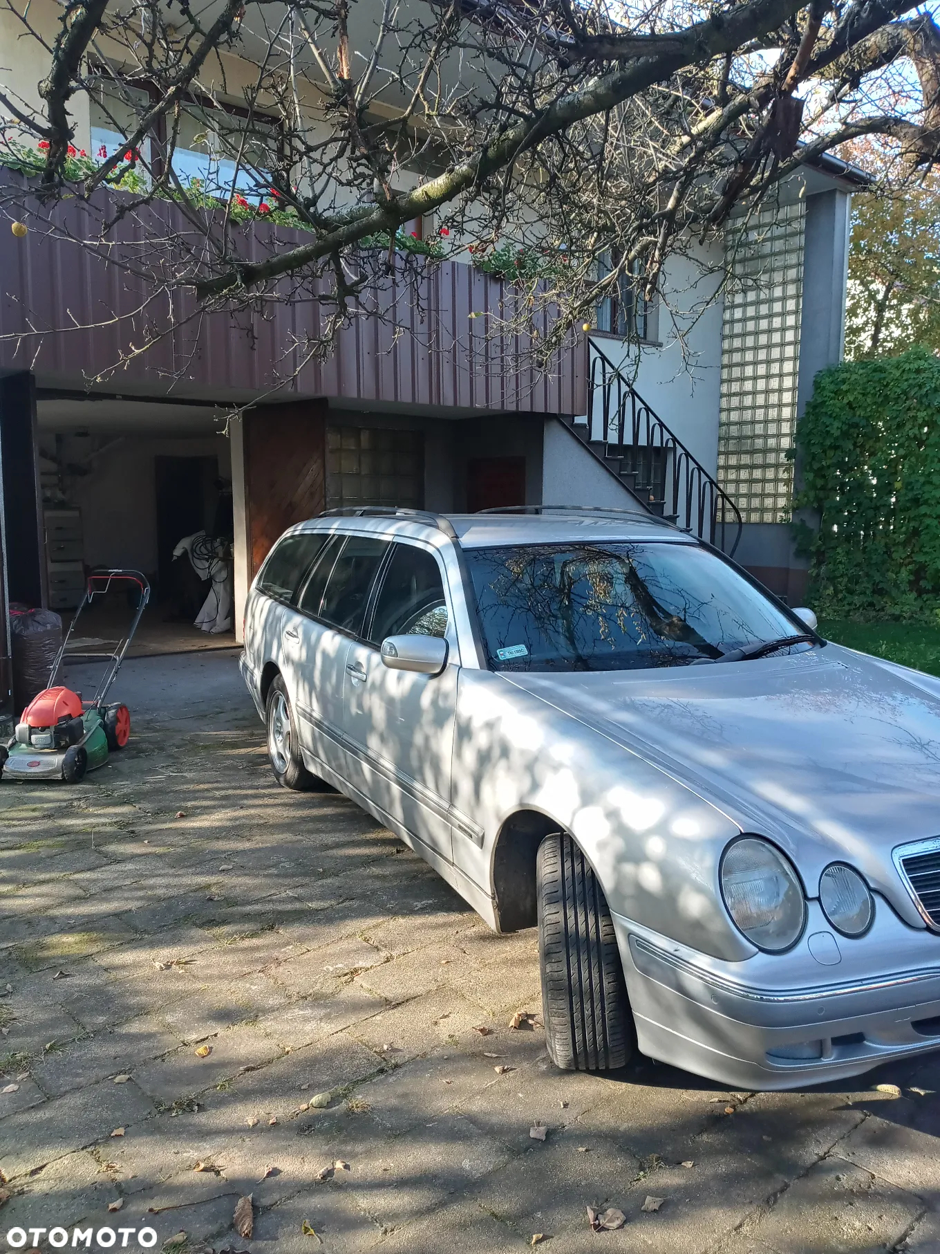 Mercedes-Benz Klasa E 320 T 4 Matic Avantgarde - 3