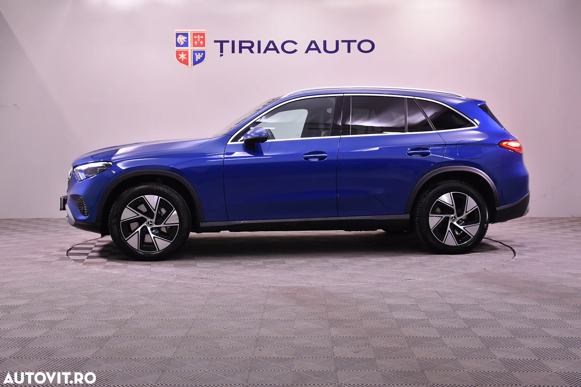 Mercedes-Benz GLC 300 e 4MATIC - 2