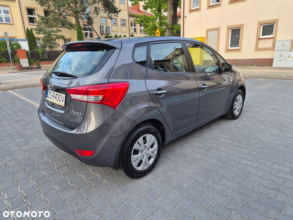 Hyundai ix20 1.4 Classic + - 14