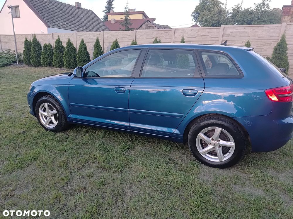 Audi A3 Sportback - 6