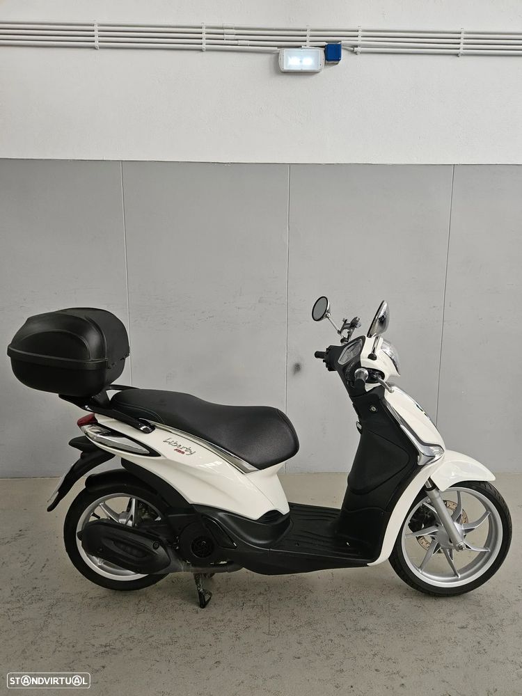 Piaggio 125 - 4