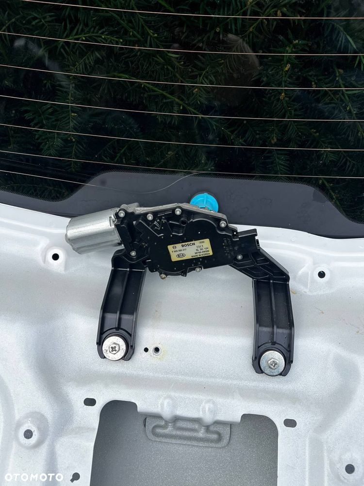 Klapa bagażnika Kia Sportage III ORYGINAŁ spoiler + szyba + wycieraczka - 11