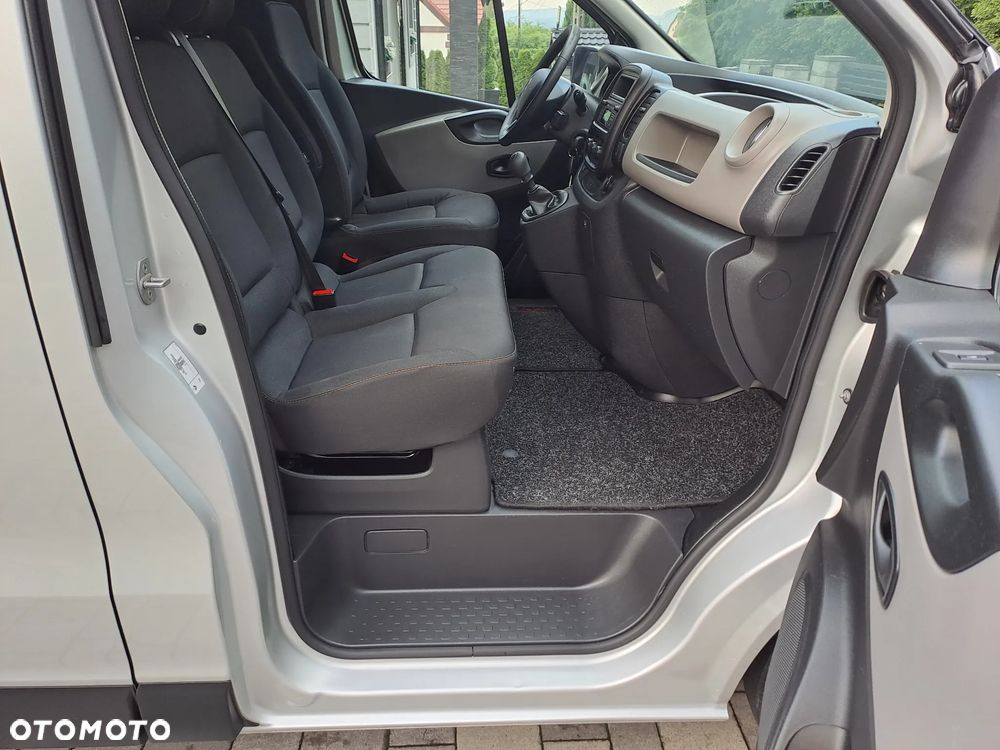 Renault Trafic - 24