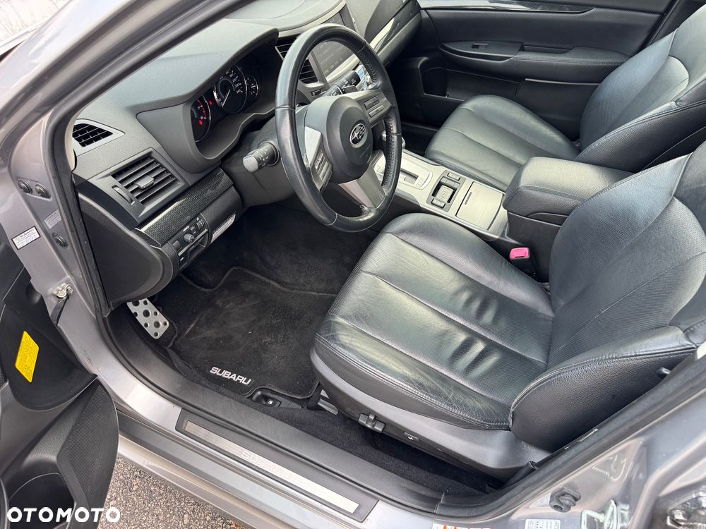 Subaru Legacy 2.5i Lineartronic Sport - 13