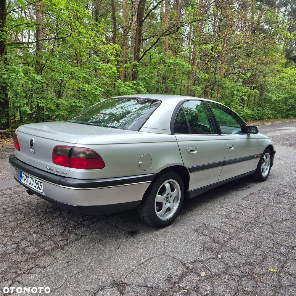 Opel Omega 2.0 CD - 4