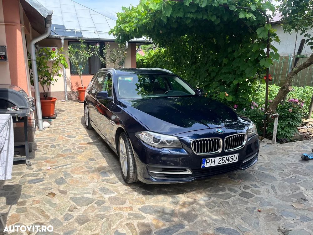 BMW Seria 5 520i Aut. Luxury Line - 1