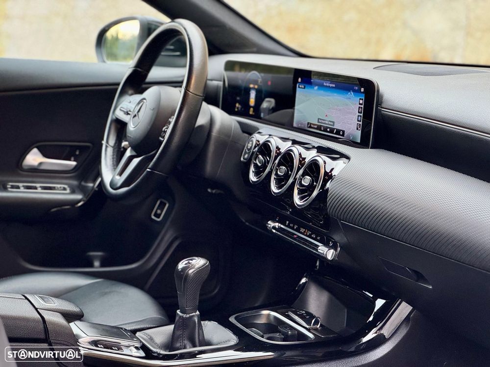 Mercedes-Benz CLA 180 d Shooting Brake Urban - 27