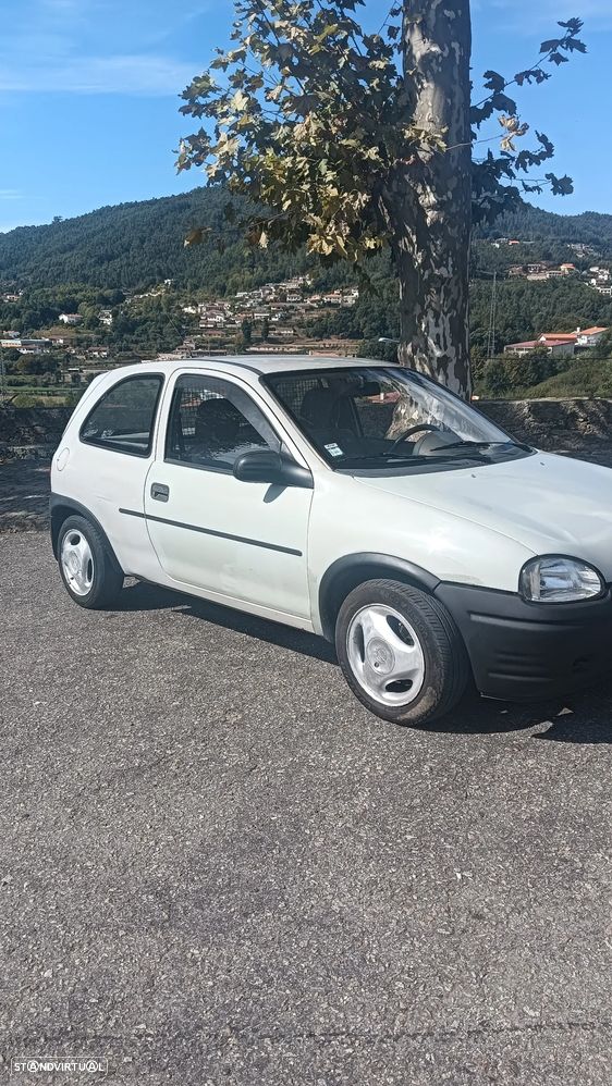 Opel Corsa 1.5 D World Cup - 3