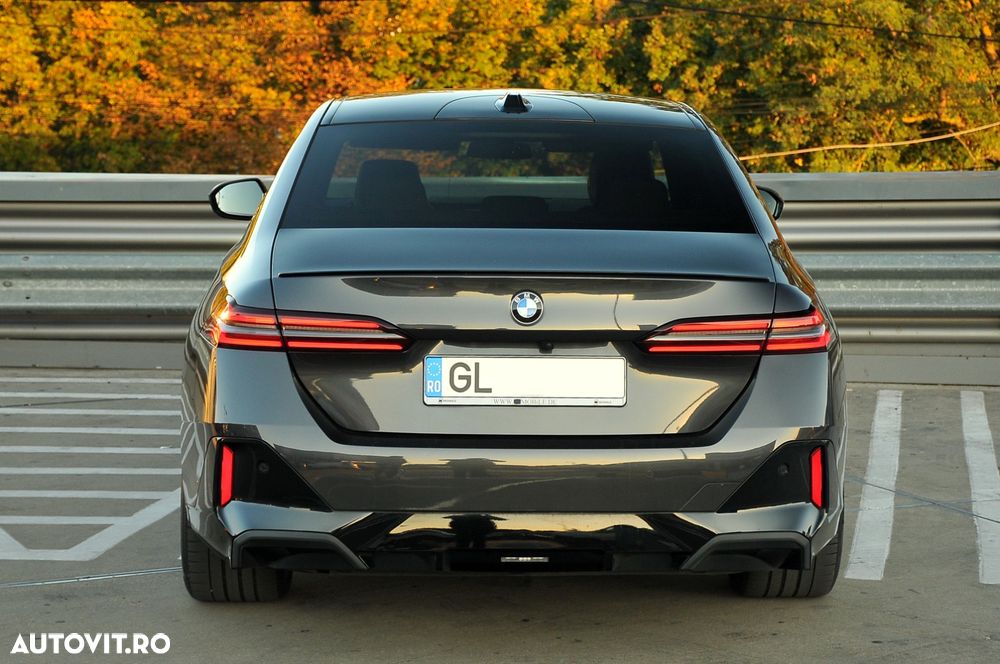 BMW Seria 5 520d Aut. - 8