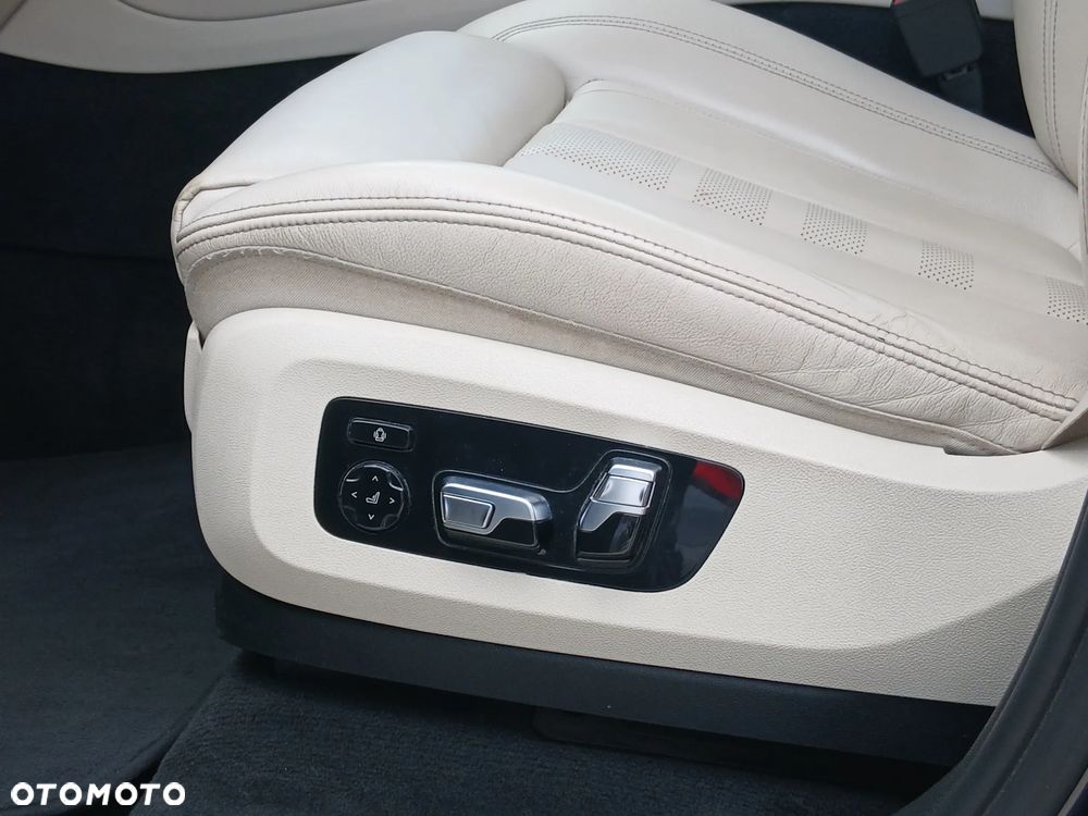 BMW X5 xDrive45e - 23