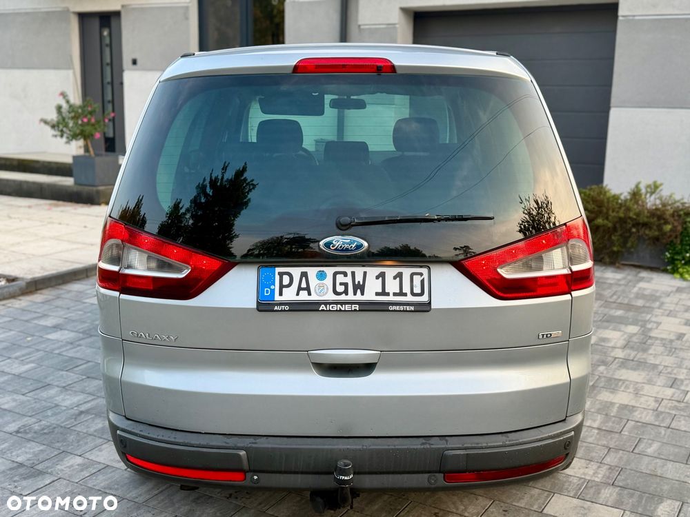 Ford Galaxy 2.0 TDCi Gold X - 13