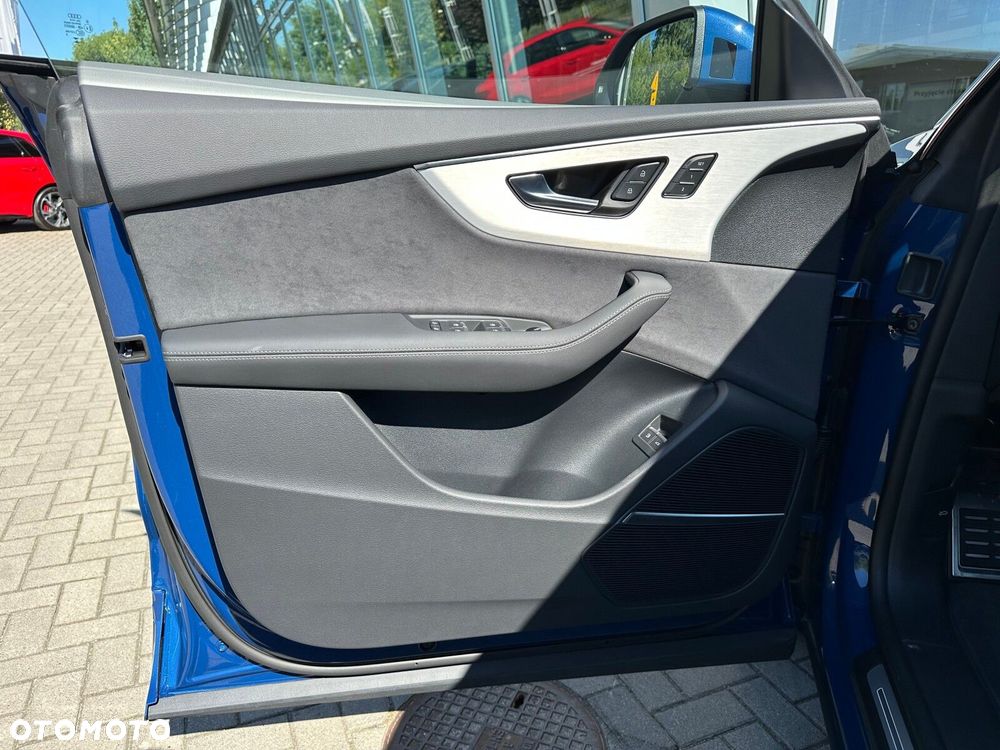Audi Q8 - 11