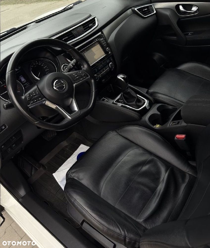 Nissan Qashqai - 12