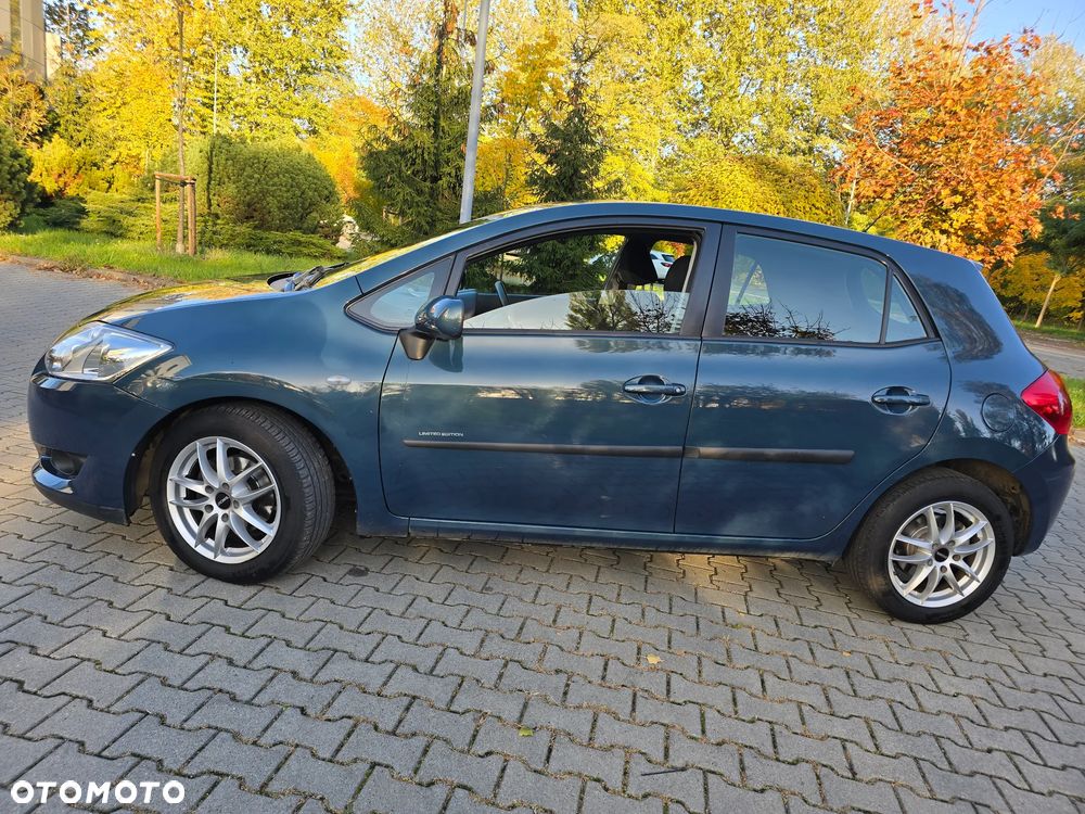 Toyota Auris - 5