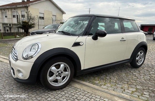 MINI 3 Portas One D - 3