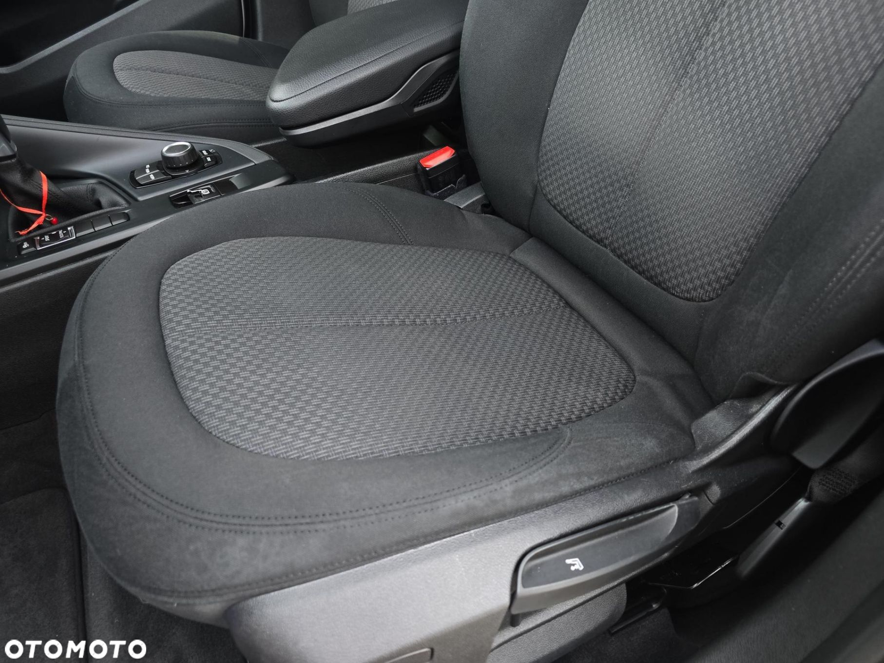 BMW X1 sDrive16d Advantage - 12