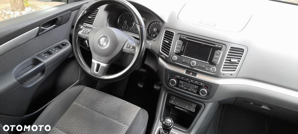 Volkswagen Sharan 2.0 TDI BlueMotion Technology Trendline - 11