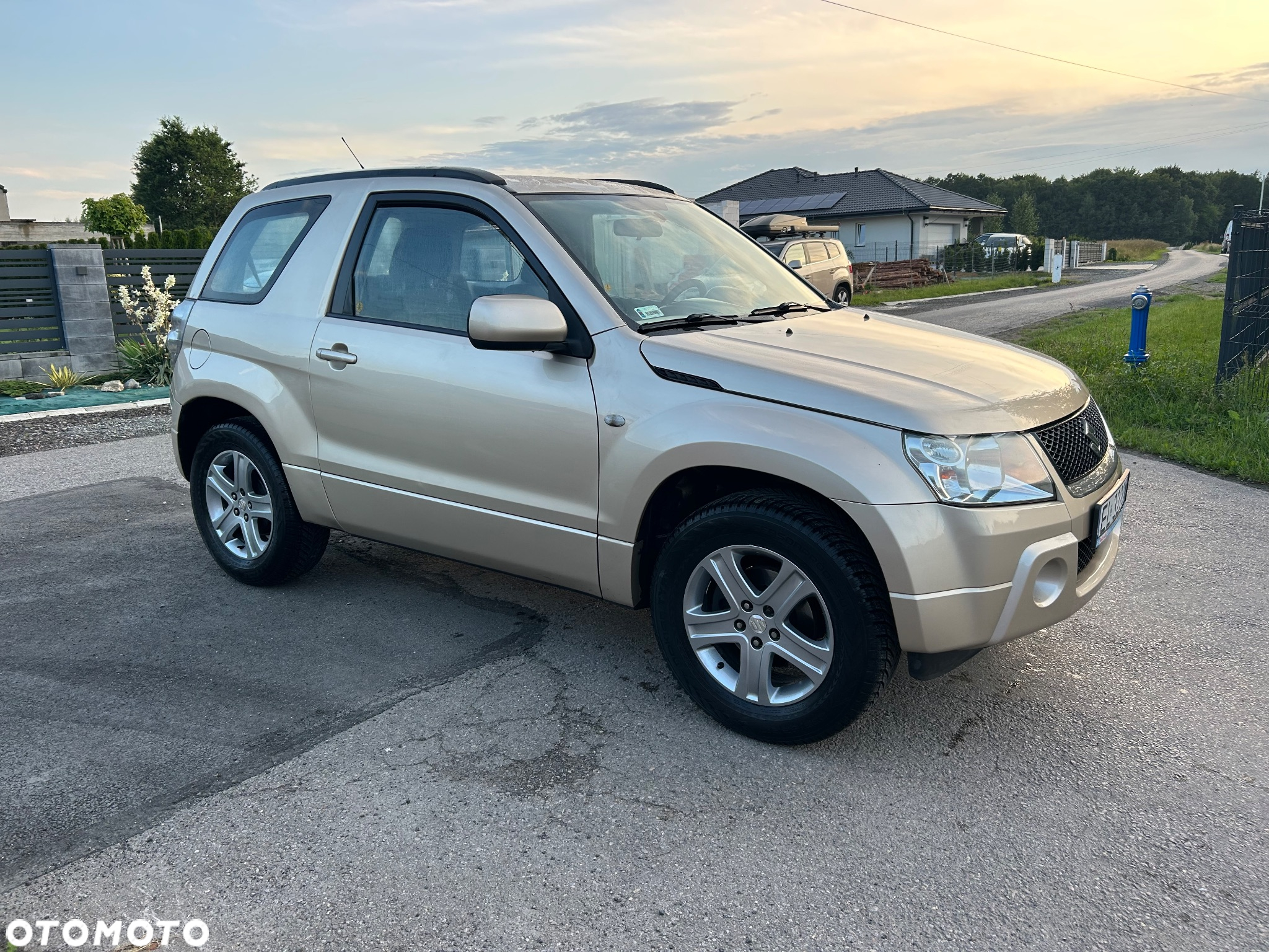 Suzuki Grand Vitara 1.6 - 17