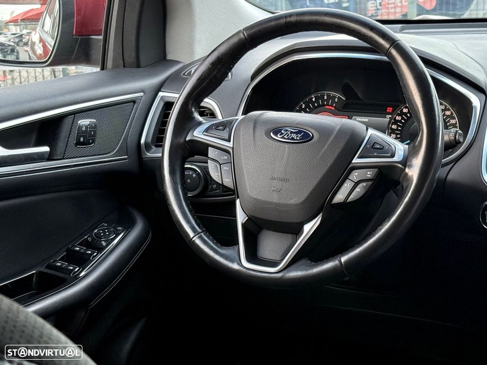 Ford Edge 2.0 TDCi Sport Powershift - 13