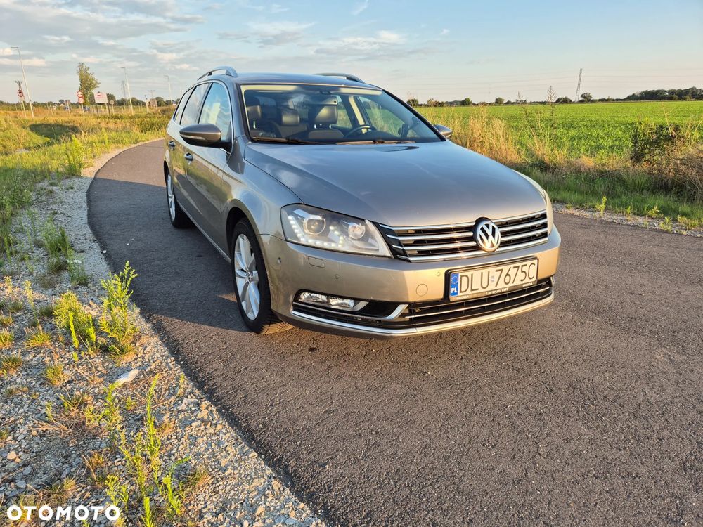 Volkswagen Passat 1.8 TSI Highline DSG - 2