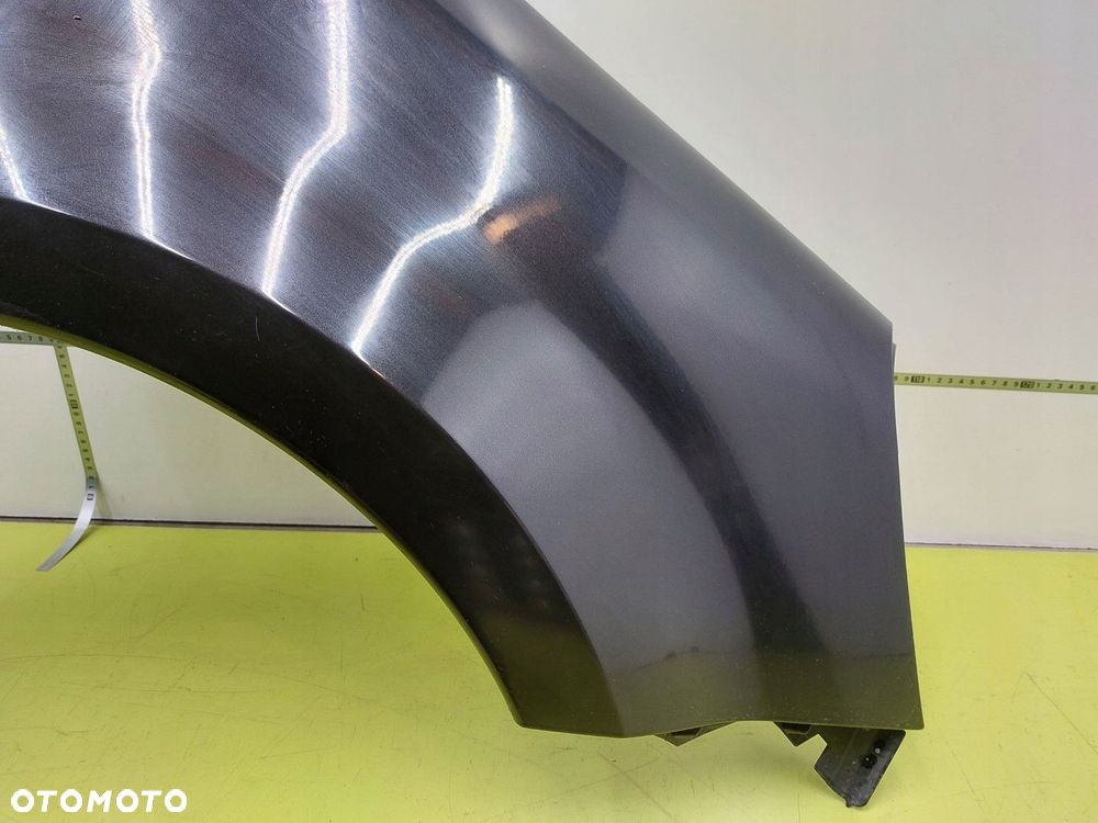 Błotnik przedni PRAWY Renault Modus 2004-2012 NV676 CZARNY - 2