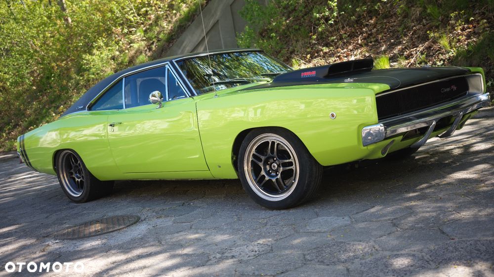 Dodge Charger - 1