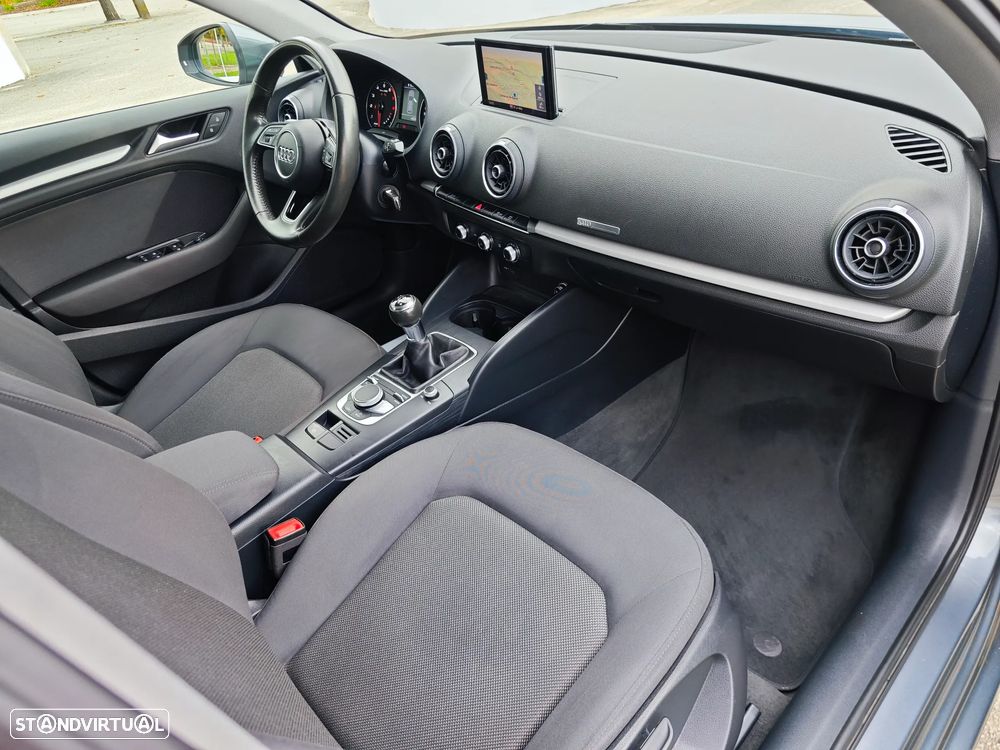 Audi A3 Sportback 1.0 TFSI - 9