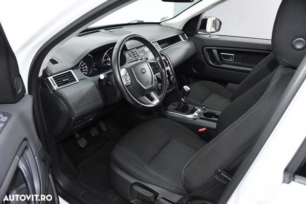 Land Rover Discovery Sport - 17