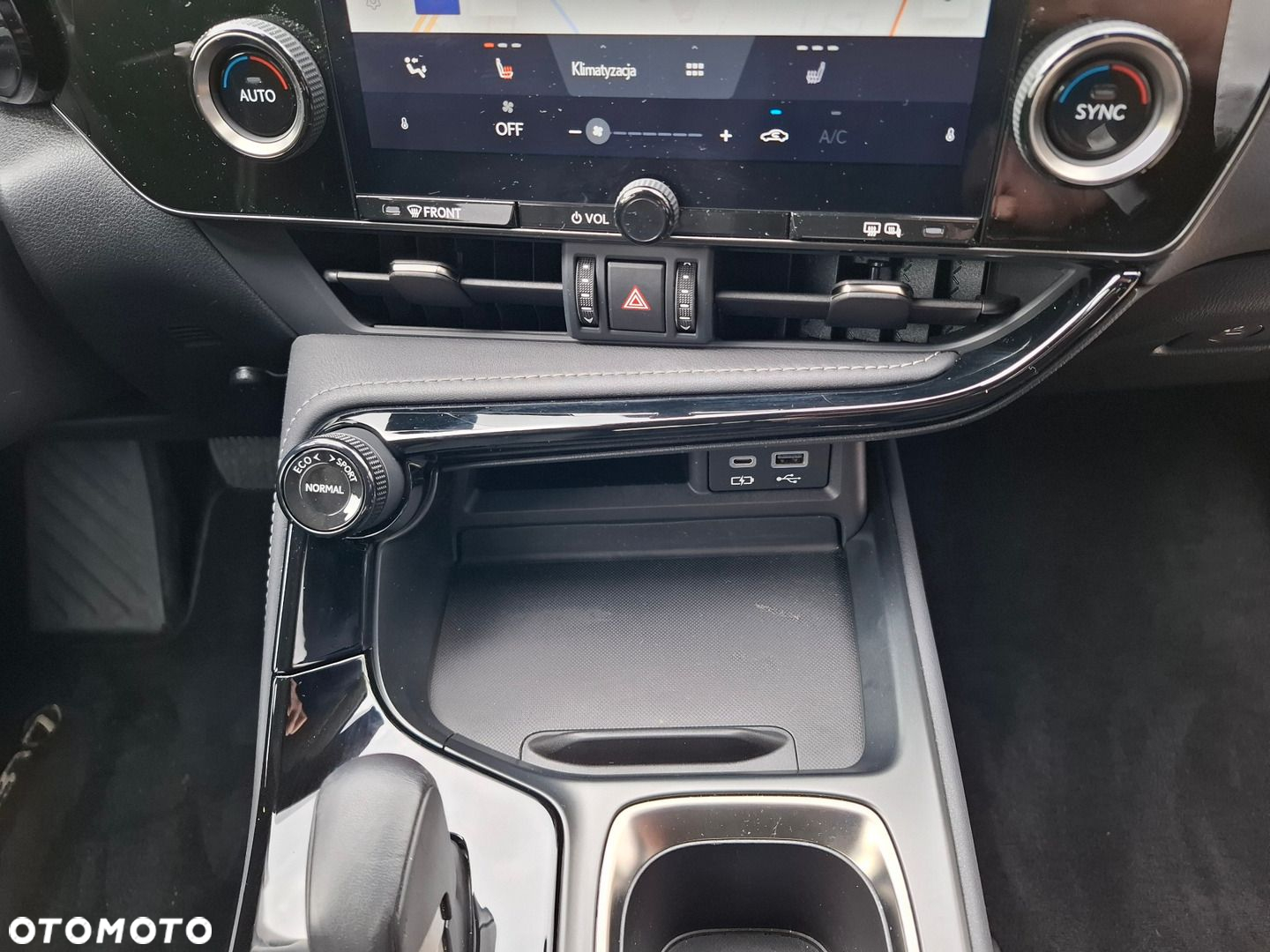 Lexus NX - 32