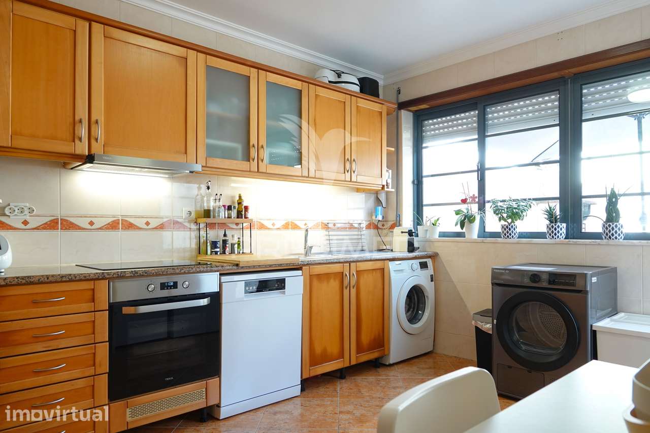 Apartamento T2 | Terraço | A Dois Passos da Praia | Figueira da Foz - Grande imagem: 2/19